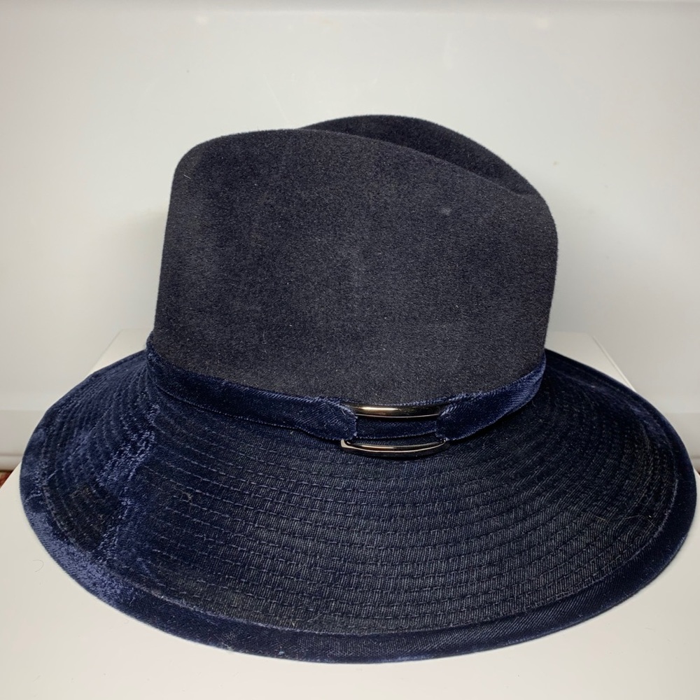 Sherels Velvet Hat